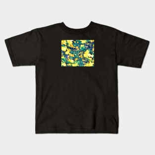 Oak leaves of a different color Kids T-Shirt